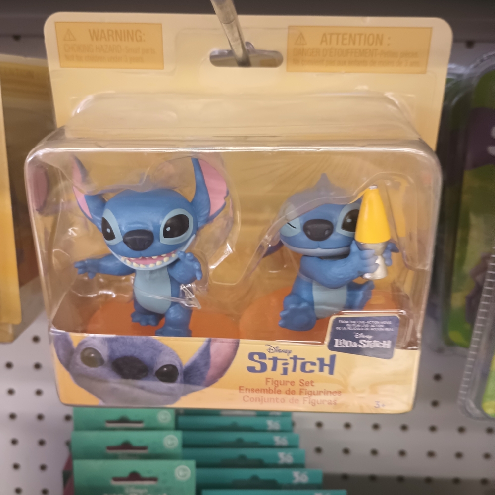 Disney Stitch Two-Figure Playset in Blue and Yellow